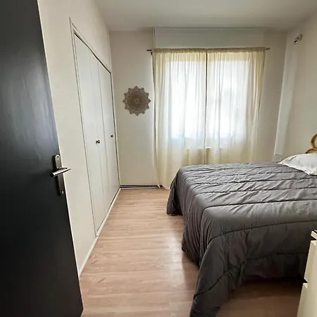 Apartment Escapade *